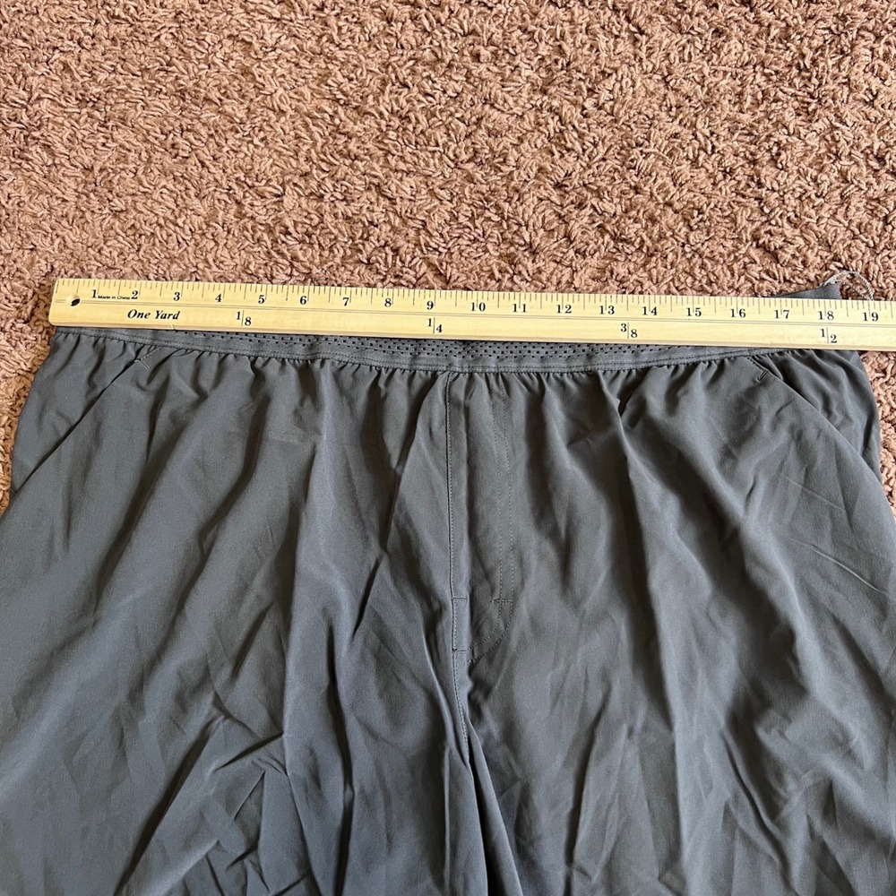 VRST Mens Velocity Run Shorts 5" Inseam Gray Size XL MAX100420 NWT - Picture 8 of 13